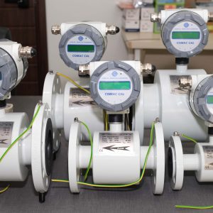 Đồng hồ đo lưu lượng nước điện tử Comac Cal - Czech